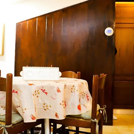 Casa Caracciolo *